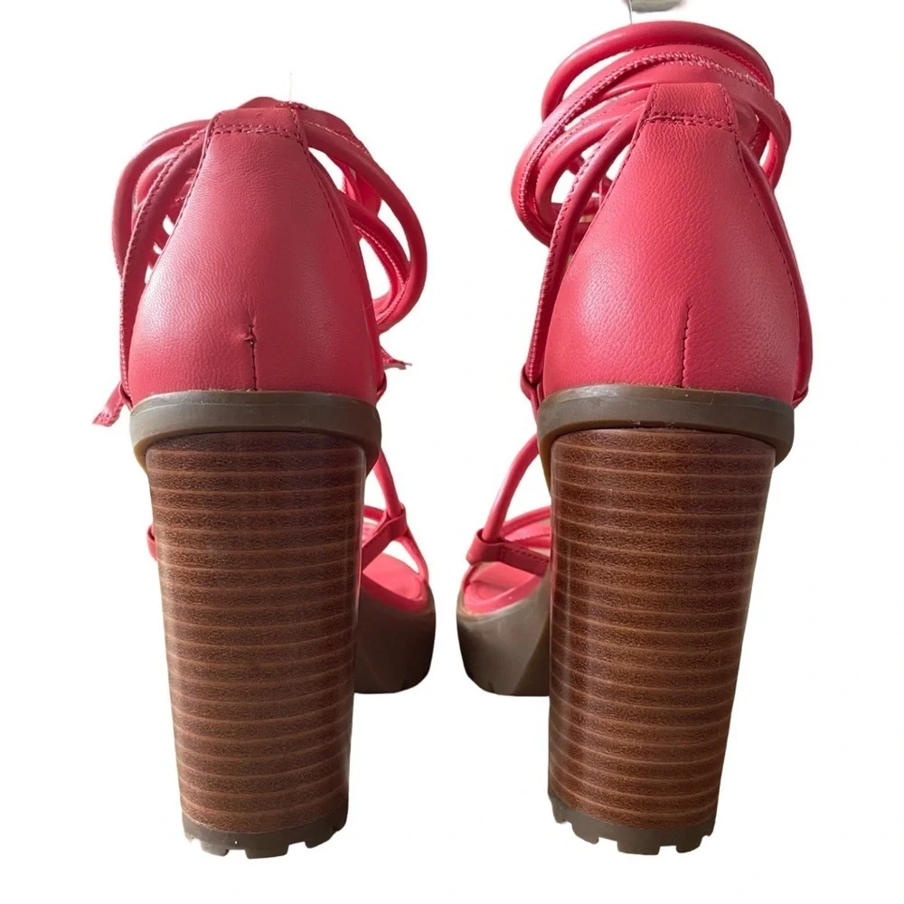 Michael Kors Vero Lug Leather Strappy Platform Sandal Coral Red Women’s 9